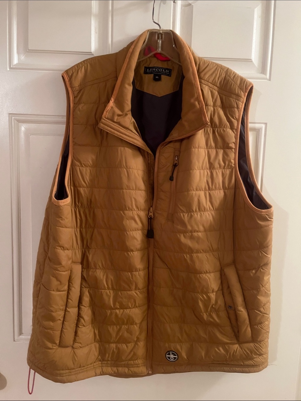 Lincoln Men’s Quilted Puffer Vest in Tan